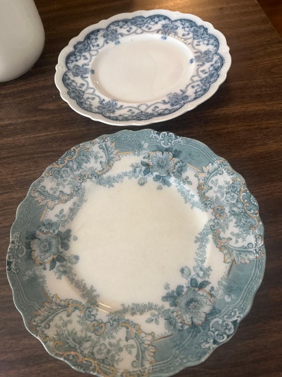 Johnson bros plate / wood & son plate