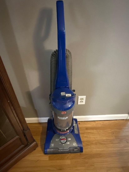 Hoover sweeper
