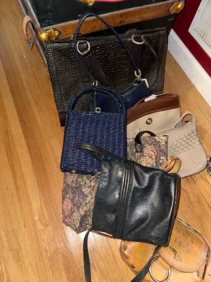 8- purses