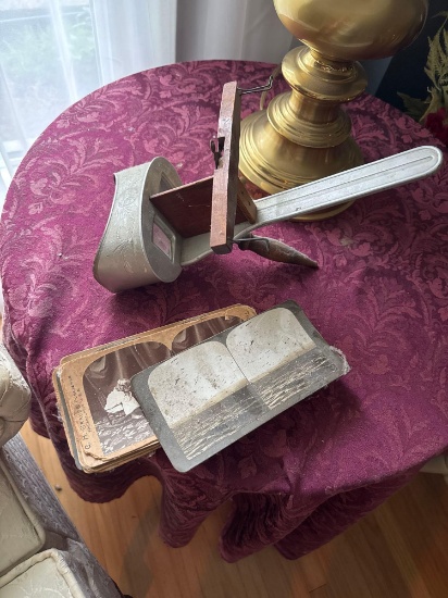 Vintage Stereoscope Viewer and slides