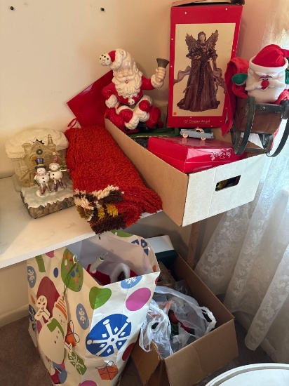 Christmas lot B1
