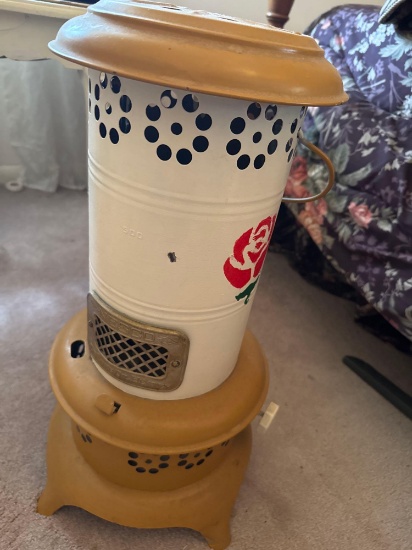 Vintage painted heater B1