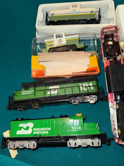 Assorted HO ENGINES