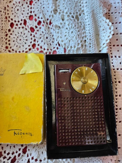 Regency transistor radio