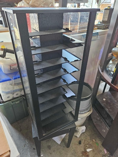 35x15 display case