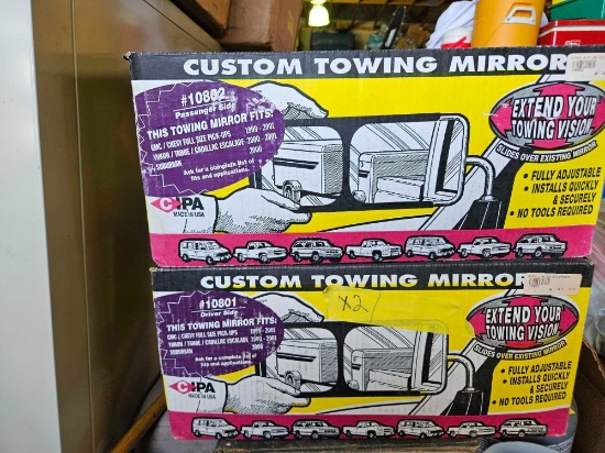 pair of truck towing mirrors