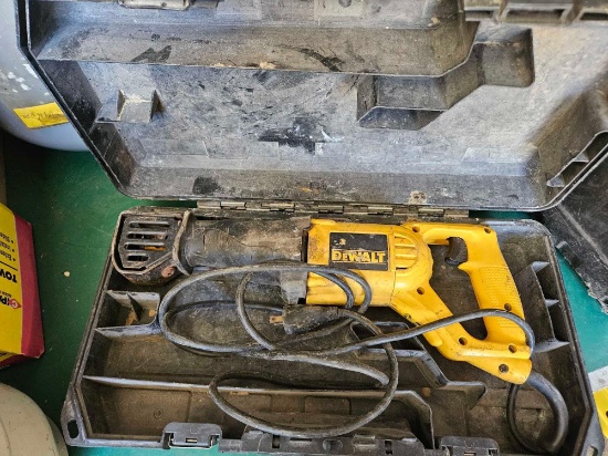 Dewalt reciprocating saw