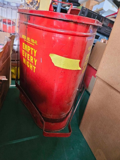 Chemical waste container