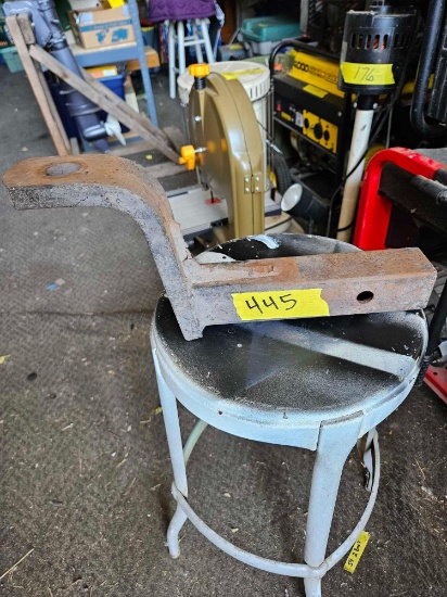 Hitch receiver
