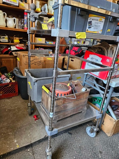 30x50x24 rolling cart.no contents