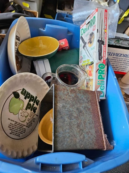 Tote of miscellaneous kitchen items