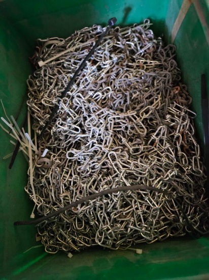 Small chain lot