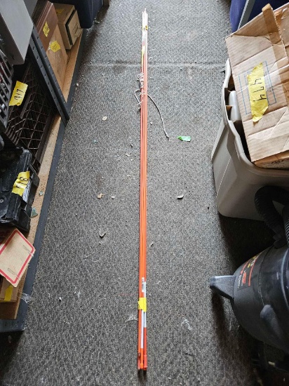 8 driveway markers