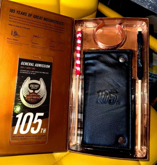 Harley Davidson Collector Admission set