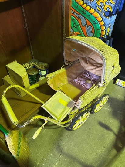 Vintage Doll Buggy