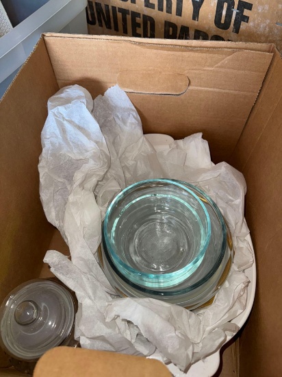 Glassware lot