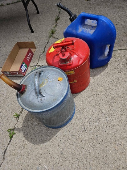 3 fuel cans