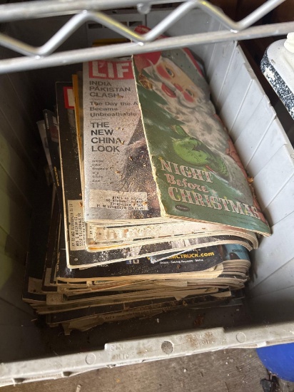 tote of Magazines