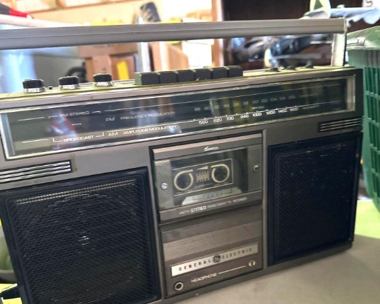 General Electric radio