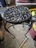 Metal plant stand