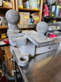 Hitch receiver