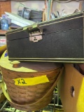 Picnic Basket and Drink Set