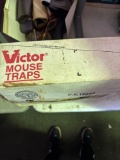box of mouse traps