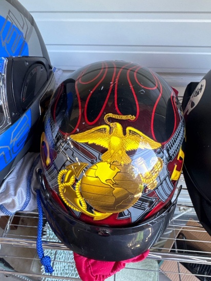 Motorcycle helmet