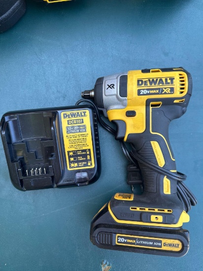 Dewalt 3/8 inch cordless impact wrench with 20volt battery/charger