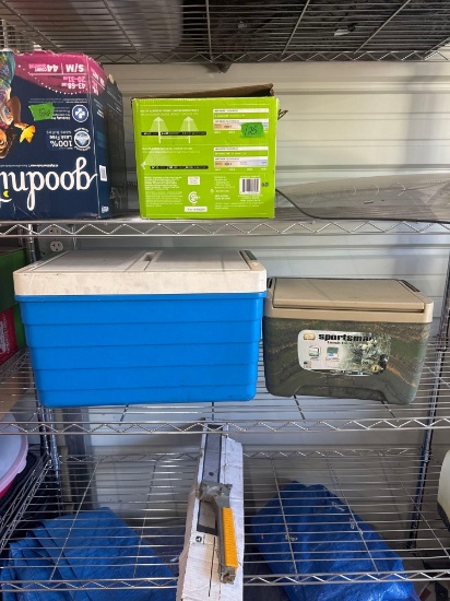 Picnic Cooler and Lunch Cooler