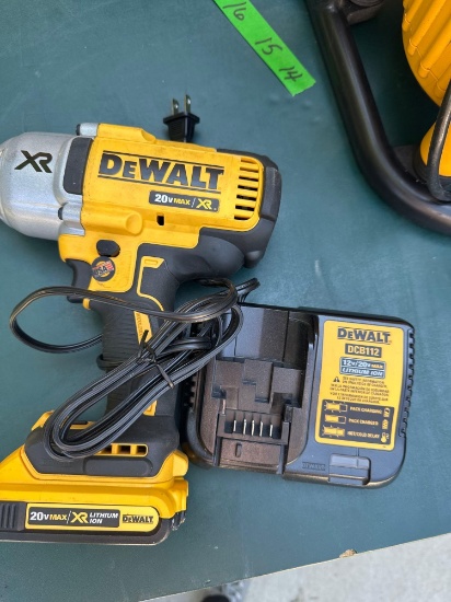 Dewalt 1/2 inch brushless 3- speed impact with 20 volt battery and charger