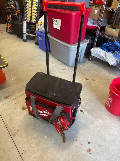 Milwaukee toolbox rolling bag