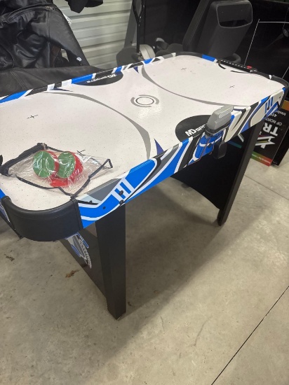 Air Hockey Table