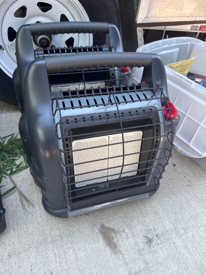 2- Mr Heater Big Buddy Heaters with 1 Hose