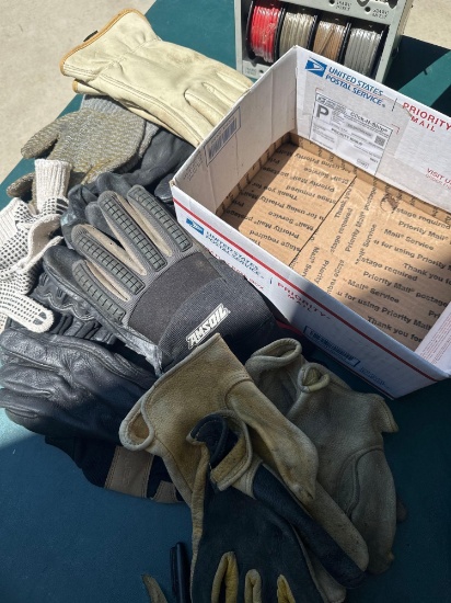 Assorted work gloves