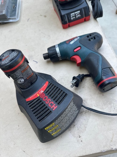 Bosch 1/4 inch with 10.8 battery /charger