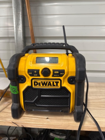 Dewalt radio