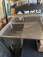 stainless steel sink