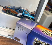 Action Rusty Wallace 2 Miller Lite/700th start 2005 Charger color chrome 1:24 scale