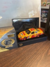 Action Rusty Wallace 2 Miller lite / Kodak 2005 Charger Elite 1 of 408 1/24 scale
