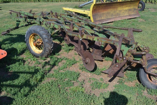 JD 5 x Plow