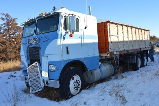 1973 White Freightliner