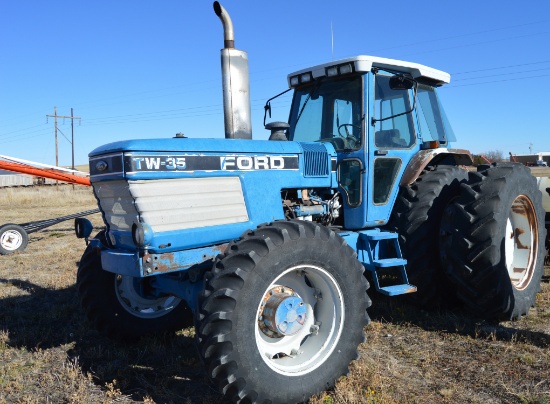 1992 Ford TW35 Tractor