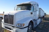 2004 International 9200I Semi Truck