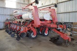 2010 White CFS 16R Planter