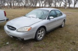 2001 Ford Taurus