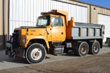 1993 Ford LN8000 Dump Truck