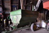 JD 68 Auger wagon, hyd motor, shedded