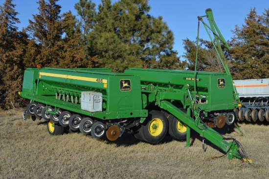 John Deere 455 Disc Drill