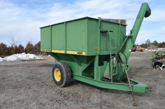 John Deere 400 Grain Cart